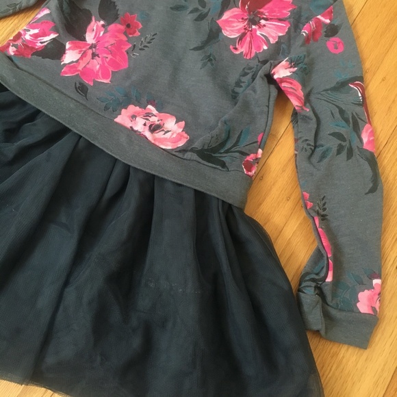 Gray Floral Tulle Dress - Picture 11 of 11